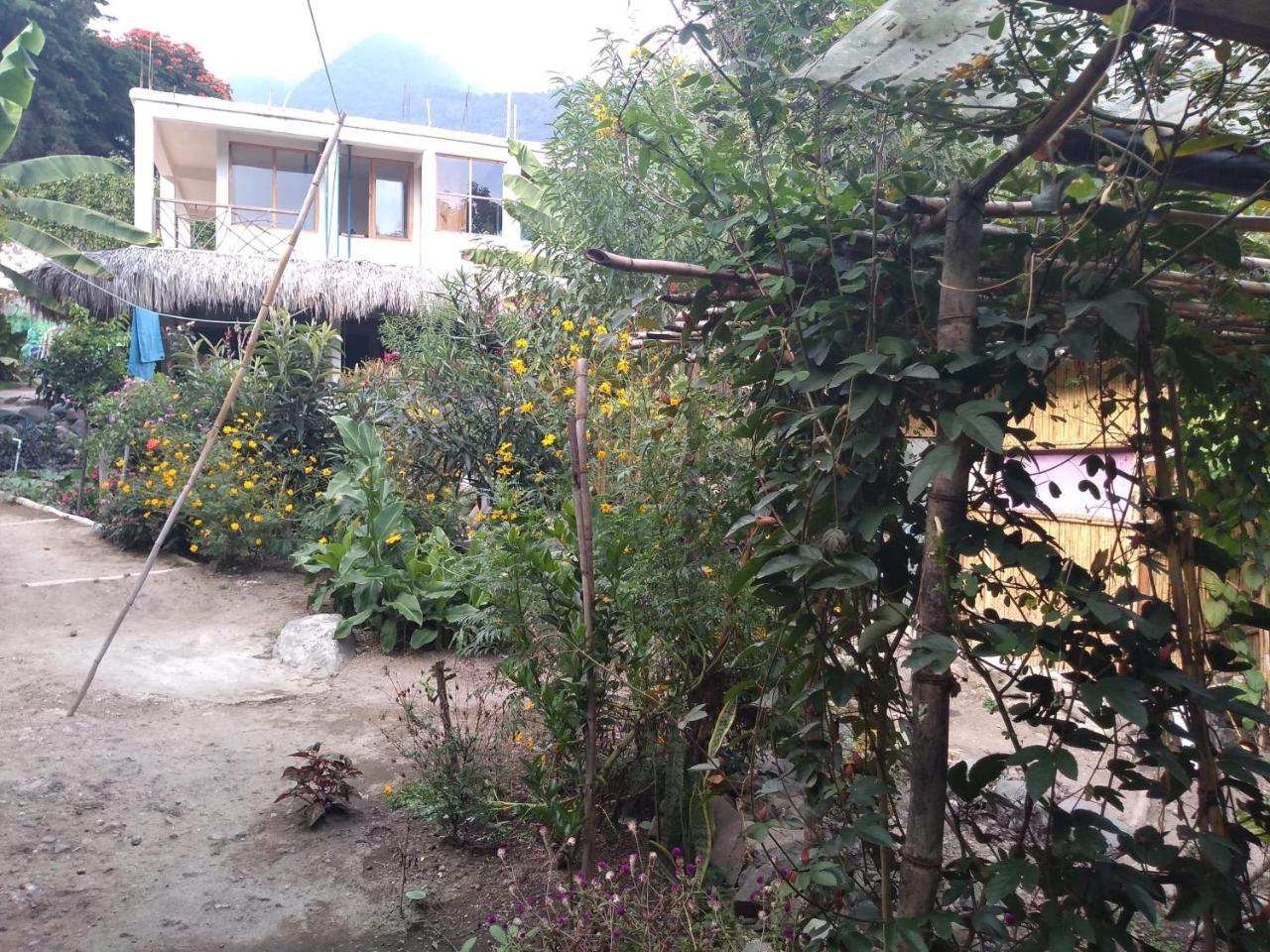 Hostel Ahau Сан Маркос Ла Лагуна Екстериор снимка